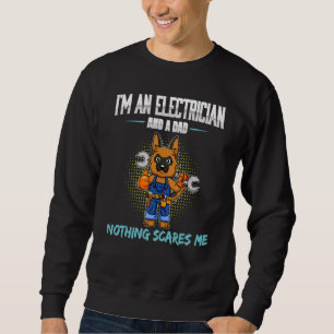 Medan jag är elektriker och pappa skrämmer ingenti lång ärmad tröja