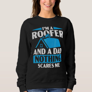 Medan jag är en takläggare och pappa skrämmer inge t shirt