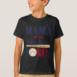 Medan Mama Mamma Första Födelsedag Liten Rookie T Shirt