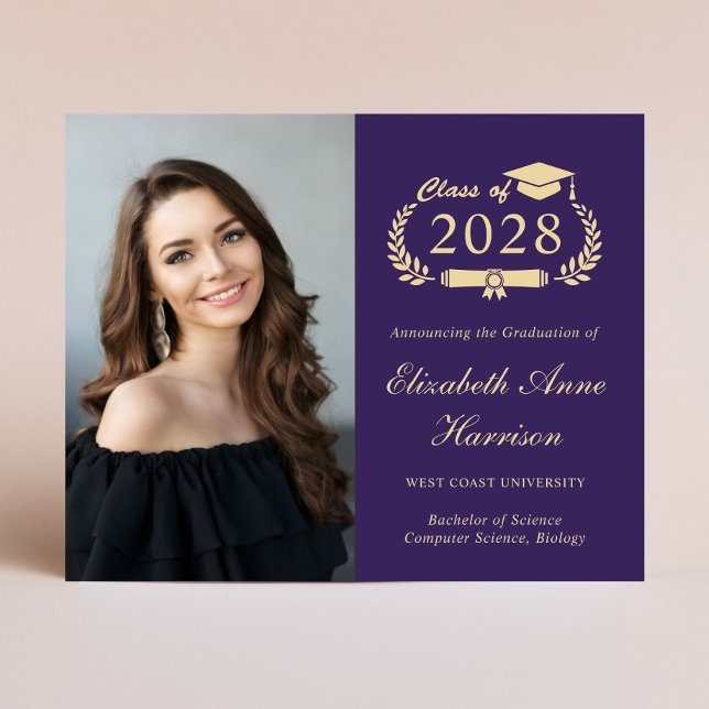 Meddelande om budgetfotoakademisk utbildning (An elegant budget-friendly college graduation announcement to celebrate the graduate's achievements)