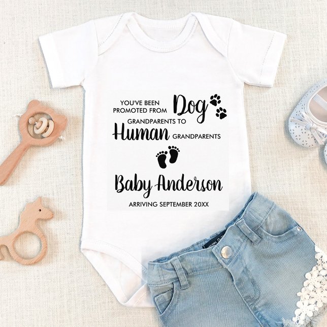 Meddelande om Gravid av Cute Grandparent T Shirt (Skapare uppladdad)