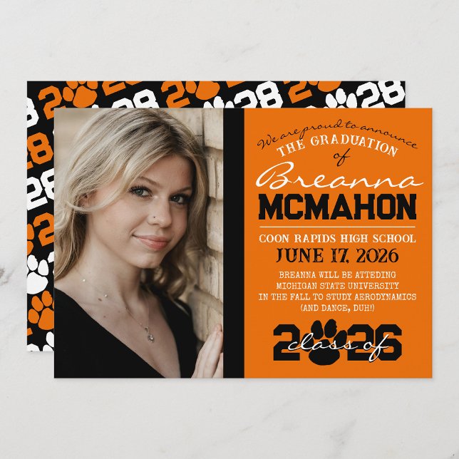 Meddelande om Studenten vid utskrift av orange och Inbjudningar (Repeating Class Year 1 & 2 Photo Graduation Invitations & Announcements (Paw Print Version))