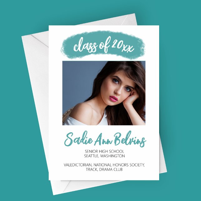 Meddelande om vattenfärgspenseldrag Studenten (Watercolor Brush Stroke Modern Graduation Photo Announcement Card)