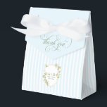 Medelhavet Citron Kam Wedding Presentaskar<br><div class="desc">Skicka hem gästerna med en söt, polerad souvenir med hjälp av denna eleganta lemonin-tema förmånslåda. Designad med mjuka blå-och-vita ränder, ett romantiskt ”Tack”-manus och en delikat akvarell-lemonin-kam, passar denna låda perfekt in i en medelhavsinspirerad, kustnära eller trädgårdsinspirerad bröllopsestetik. Färdig med ett sidenband, ger den en förfinad boutique-känsla till dukningar, förmånstabeller...</div>