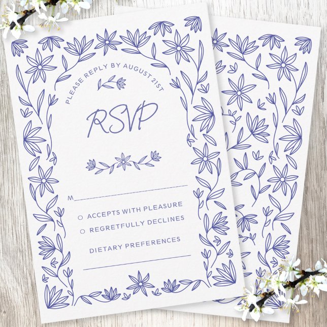 Medelhavsblå Vildblomma Bröllop RSVP-kort OSA Kort (Mediterranean blue and white wildflower line art wedding RSVP enclosure card)