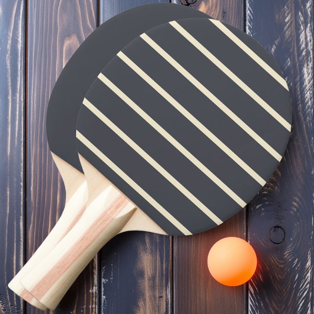 Medelhavsgrå randig och enfärgad pingisracket (Skapare uppladdad)