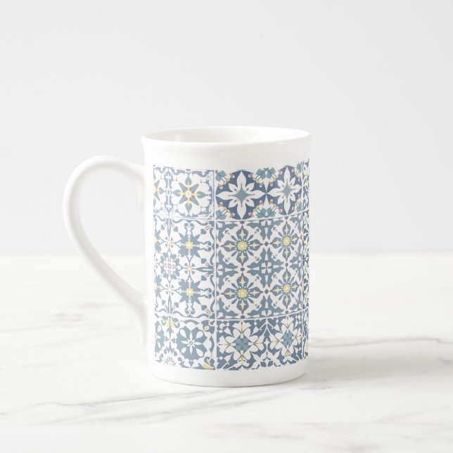 Medelhavsplattor, marockanska, majolika, Azulejo Benporslin Mugg (Vänster)