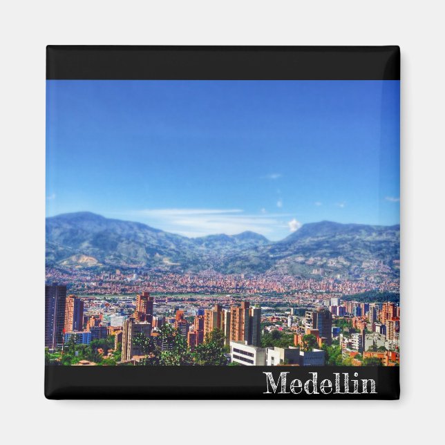 Medellin City View Fridge Magnet (Framsidan)