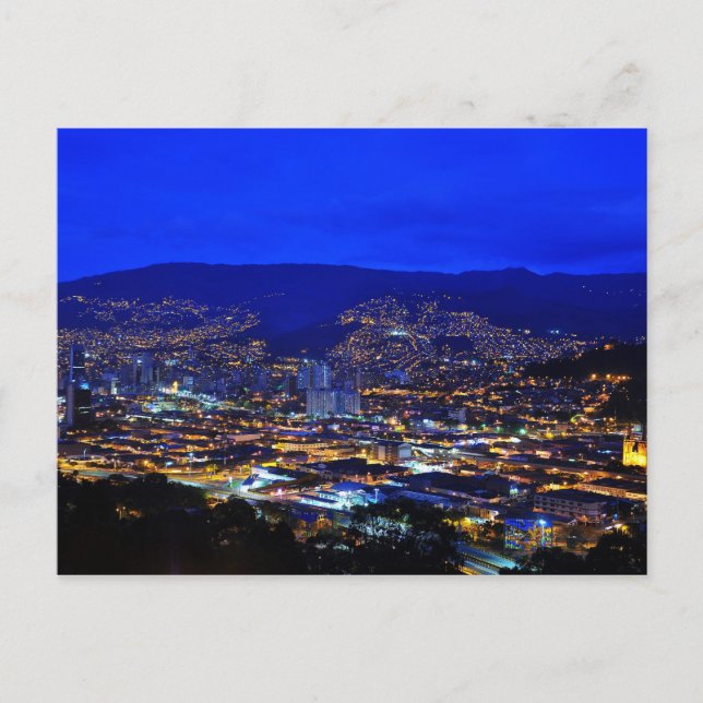 Medellin, Colombia en la noche Vykort (Framsida)