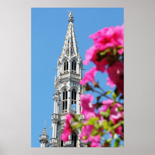 Medeltida arkitektur på Grand Place i Bryssel Poster (Framsidan)