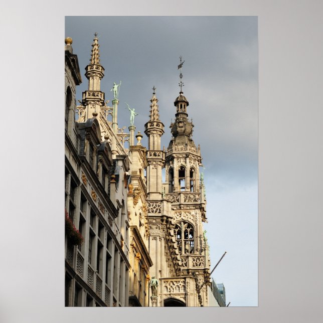 Medeltida gotiska fasader på Grand Place, Bryssel Poster (Framsidan)