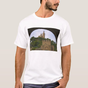 Medeltidsfästningen Tsarevets T-shirt
