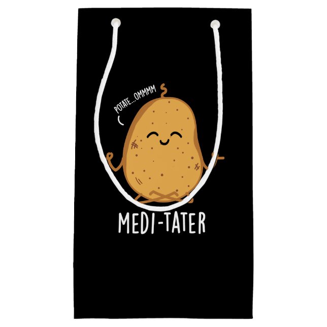 Medi-tater Funny Meditating Potato Pun Mörk BG (Framsidan)