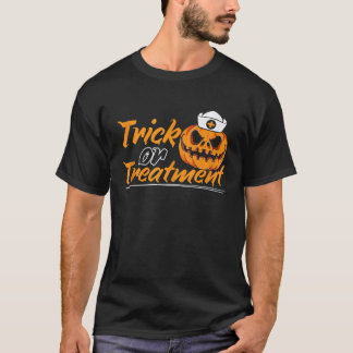 Medical Halloween Bus eller godis Healthcare Dokto T Shirt