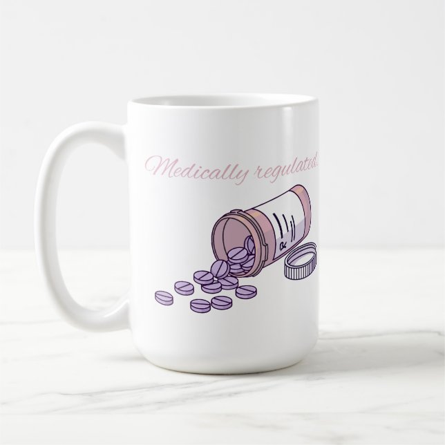 Medically Regulated Cute Pink Pill Bottle Girly Kaffemugg (Vänster)