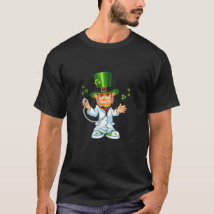 Medicinsk skorpa, övre stetoskop vid Leprechaun T Shirt