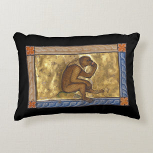 Medieval Bestiary Monkey c. 1270 Prydnadskudde