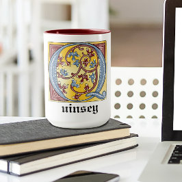 Medieval Blue och Red Ivy Ljusade Brev Q Mugg