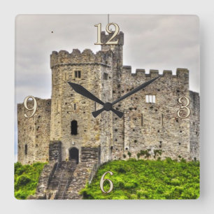 Medieval Cardiff Castle Inner Behålla, Wales, UK Fyrkantig Klocka