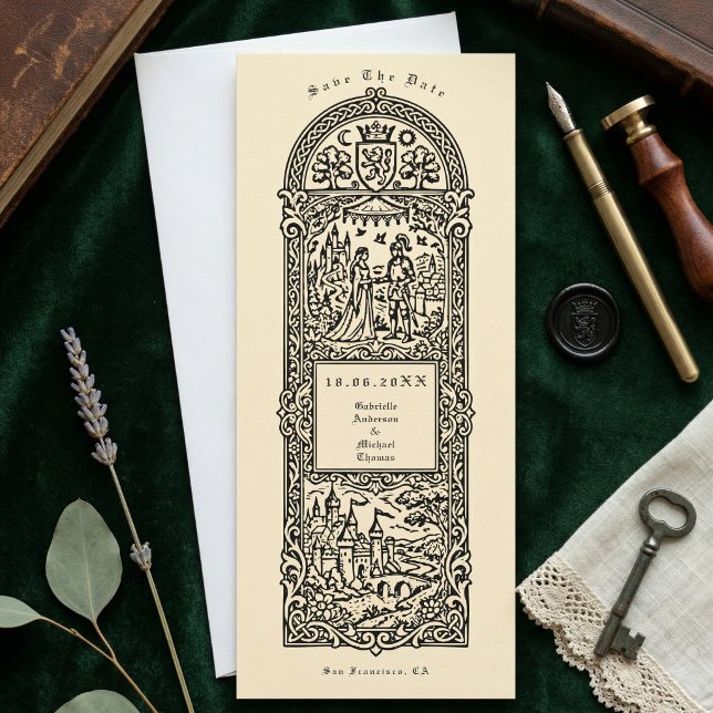 Medieval Castle Couple Engagement Announcement Inbjudningar (Skapare uppladdad)