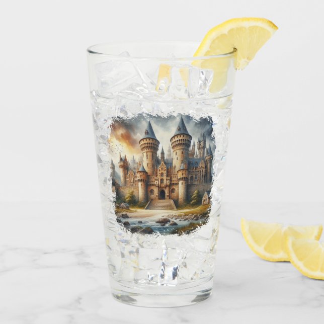 Medieval Castle vid Sunset med Atmosfärisk Himmel Glaskopp (Bakside Is)