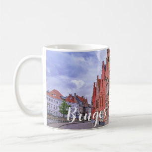 Medieval Colorful brick house in Bruges, Belgien Kaffemugg
