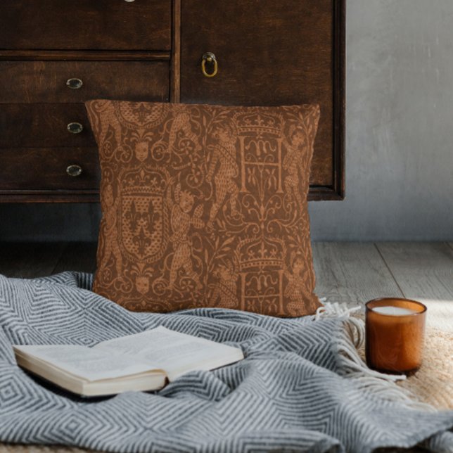 Medieval Heraldry Chateau Chic Russet Brown Kudde (Skapare uppladdad)