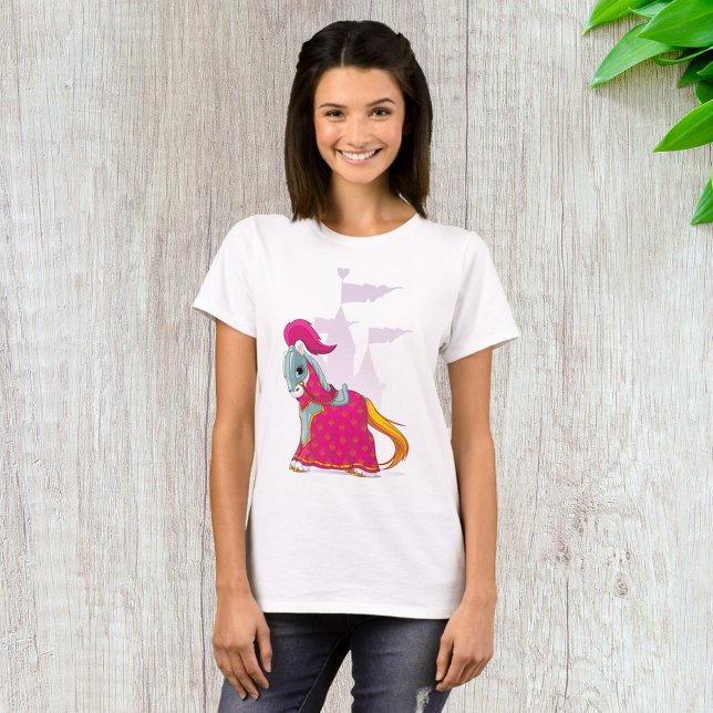 Medieval Knight Horse i Armor Fantasy T Shirt (Skapare uppladdad)