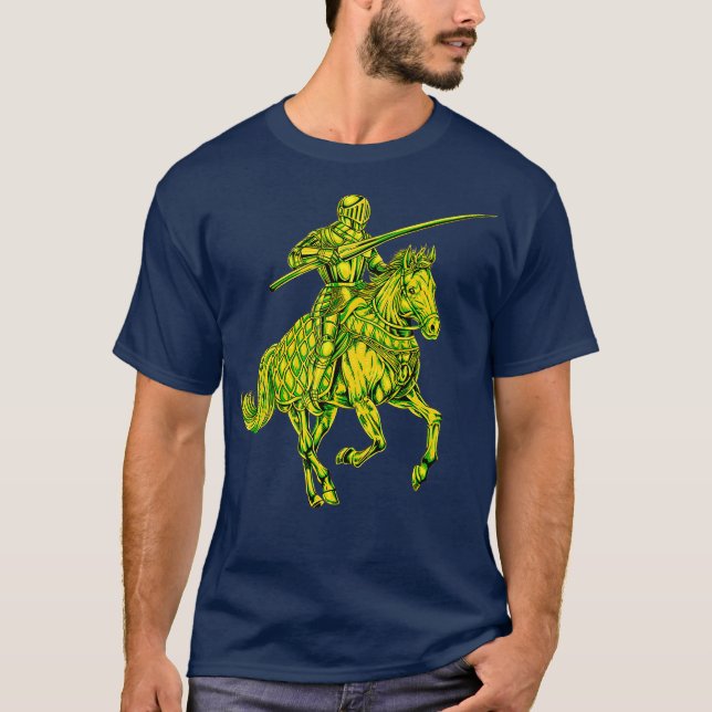 Medieval Knight på Horseback Jousting T Shirt (Framsida)