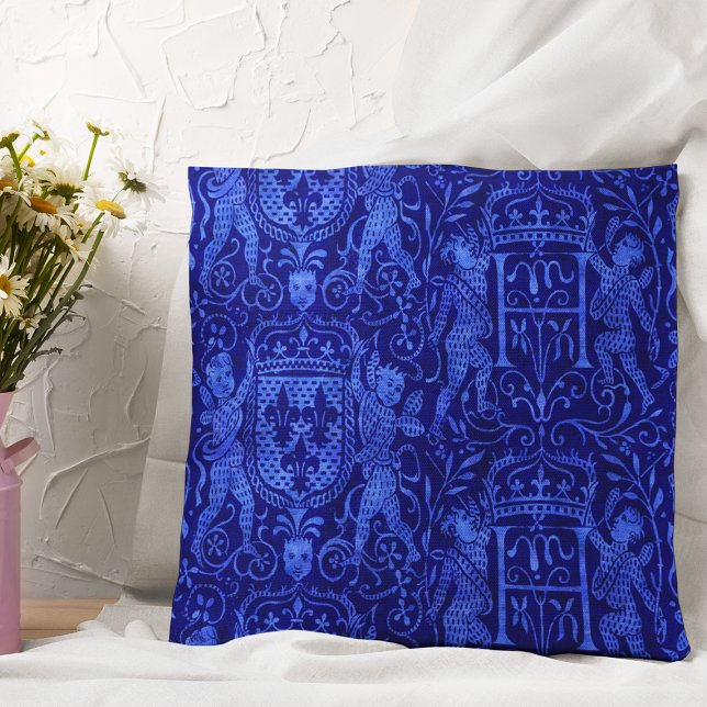Medieval Tapestry Rik Cobalt Blue Kudde (Skapare uppladdad)