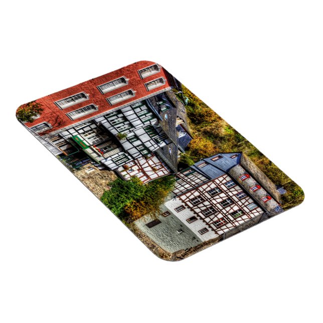 Medieval Village Monschau i Tysklanda Magnet (Högersidan)