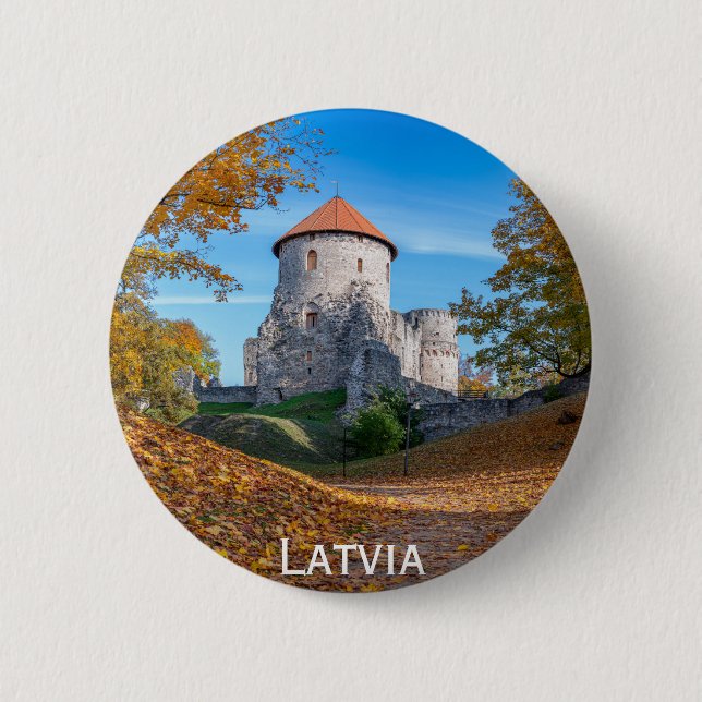 Medievalslott omgivet av skog knapp (Framsida)