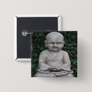 Meditating Buddah staty-foto Knapp