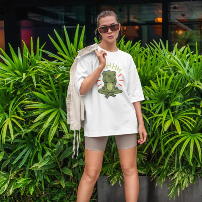 Meditation Frog Tecknad T Shirt (Skapare uppladdad)