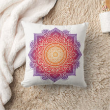 Meditationskudden varm färg mandala