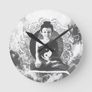Meditera Buddha med Yin Yang Rund Klocka