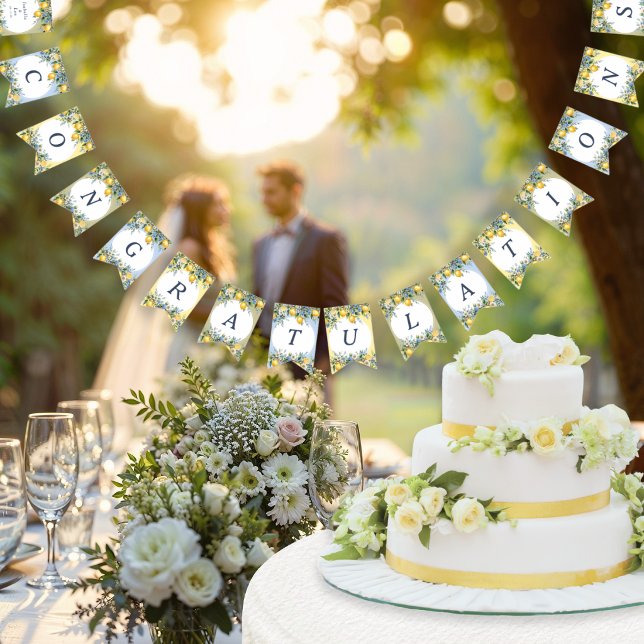 Mediterranean Amalfi Citron Personlig Bröllop Vimplar (Wedding bunting with Amalfi lemons design and 'Congratulations' message, with custom names and date)