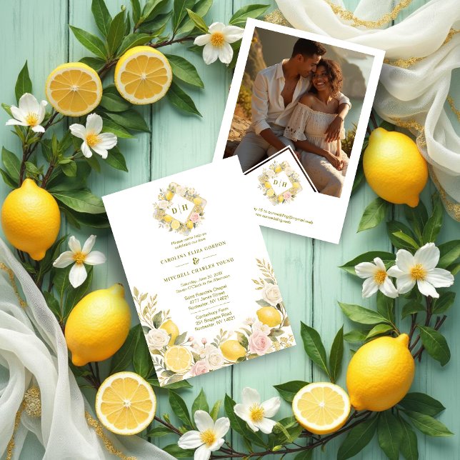 Mediterranean Flowers and Lemons Wedding Photo Inbjudningar (Mediterranean Flowers and Lemons Wedding Initials Invitations Cards with Back Photo.)