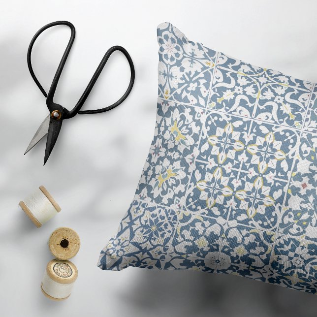 Mediterranean Tiles, Moroccan, Majolica, Azulejo Prydnadskudde (Skapare uppladdad)