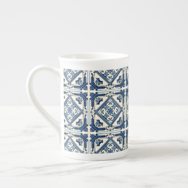 Mediterranean Tiles, Portugal, Azulejo, Majolica Benporslin Mugg (Vänster)