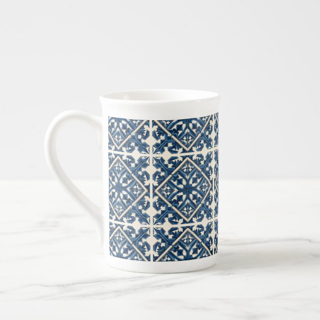 Mediterranean Tiles, Portugal, Azulejo, Majolica Benporslin Mugg (Vänster)