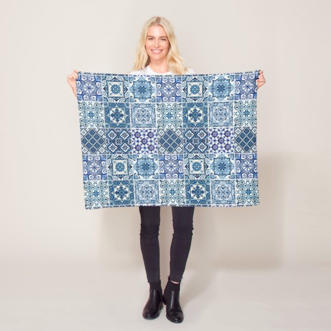 Mediterranean Tiles, Portugal, Azulejo, Majolica Fleecefilt (På plats)