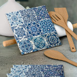 Mediterranean Tiles, Portugal, Azulejo, Majolica Kakelplatta<br><div class="desc">Elegant,  snyggt och sofistikerat mönster med Medelhavsplattor i blått och vitt färg. Modern och trendig,  perfekt för Azulejo älskare i ditt liv.</div>