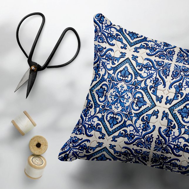 Mediterranean Tiles, Portugal, Azulejo, Majolica Prydnadskudde (Skapare uppladdad)