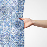 Mediterranean Tiles, Portugal, Azulejo, Majolica Sjal<br><div class="desc">Elegant,  snyggt och sofistikerat mönster med Medelhavsplattor i blått och vitt färg. Modern och trendig,  perfekt för Azulejo älskare i ditt liv.</div>