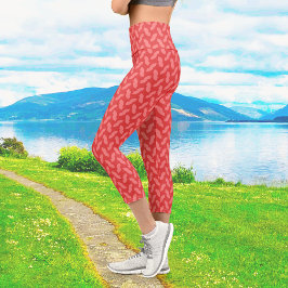 Medium Capri Leggings candy cane