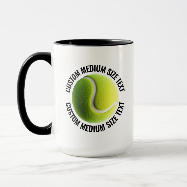 Medium Text SVART Kombi 425g Custom Tennis Mugg (Vänster)