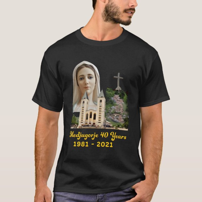 Medjugorje 40 år vår fredsdrottning i Dam T Shirt (Framsida)