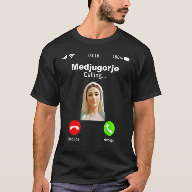 Medjugorje kallar drottning av Peace Medjugorje T Shirt (Framsida)