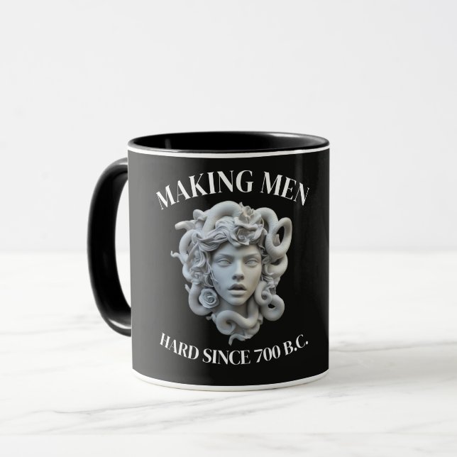 MEDUSA, FÅR MÄN HÅRDA SEDAN 700 F.KR. MUGG (Framsida vänster)